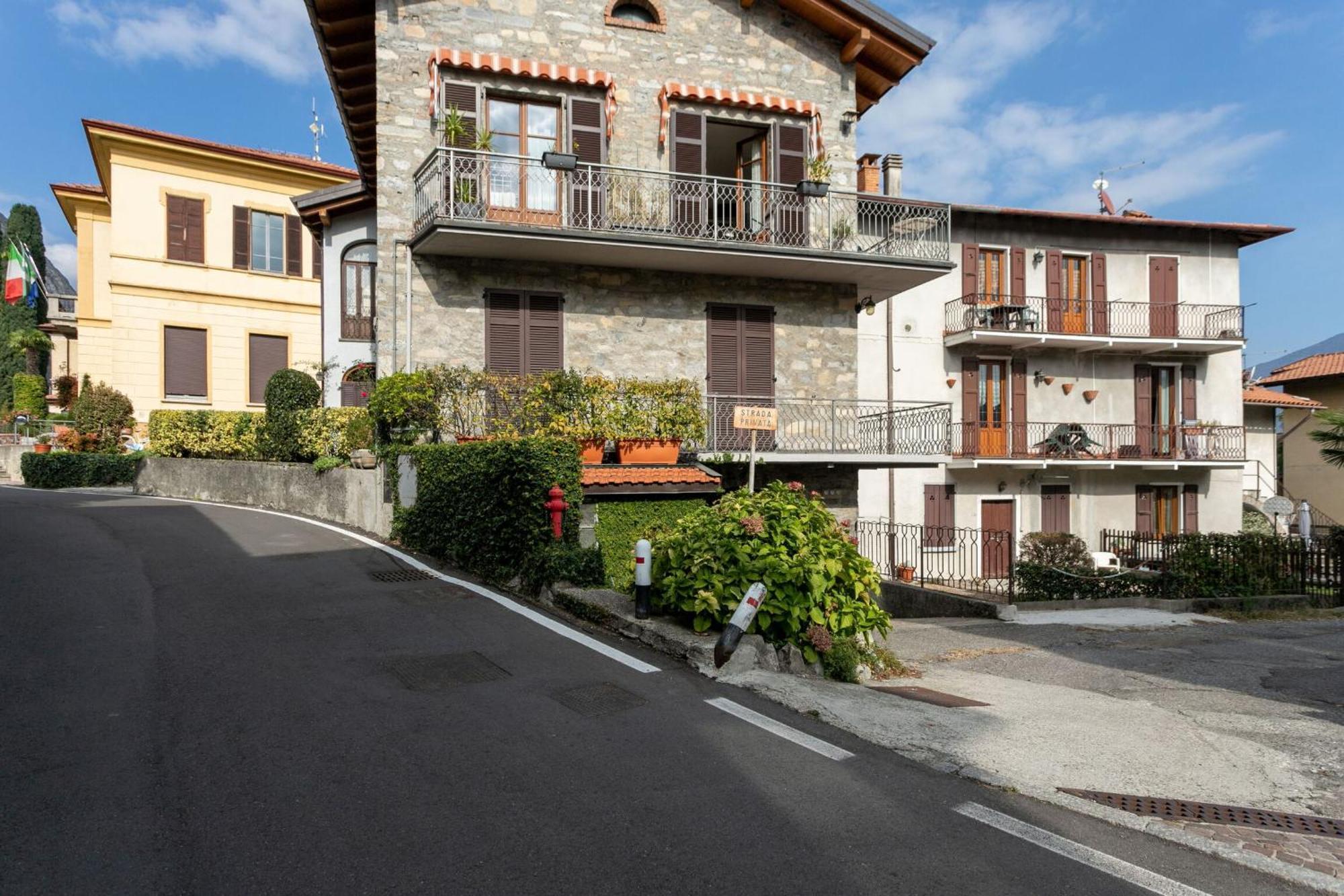 Residence Azalea&Glicine By Halldis Cadenabbia Buitenkant foto